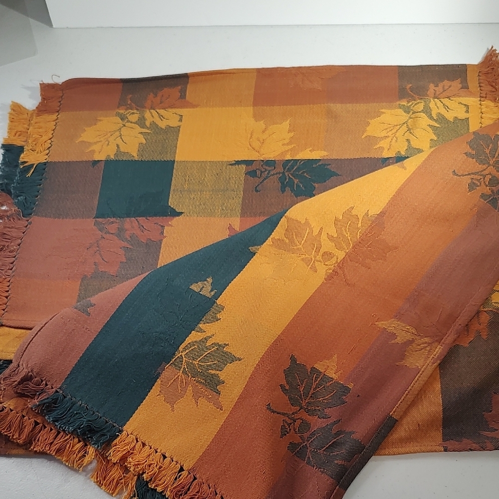 Vintage Orange and Green Plaid Table Linens - Picture 7 of 10